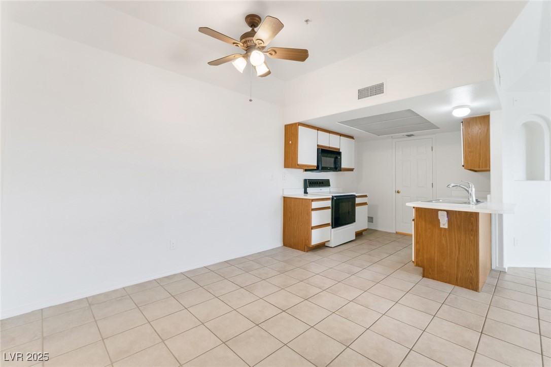 3550 Bay Sands Drive 1098