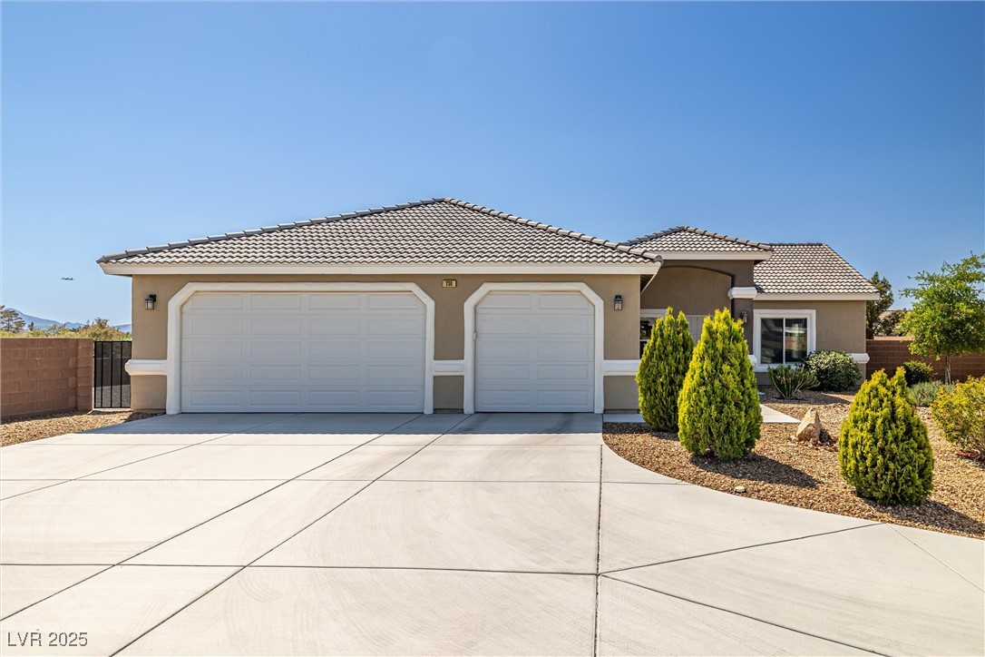 230 S Weeping Willow Court, Pahrump, Nevada image 2