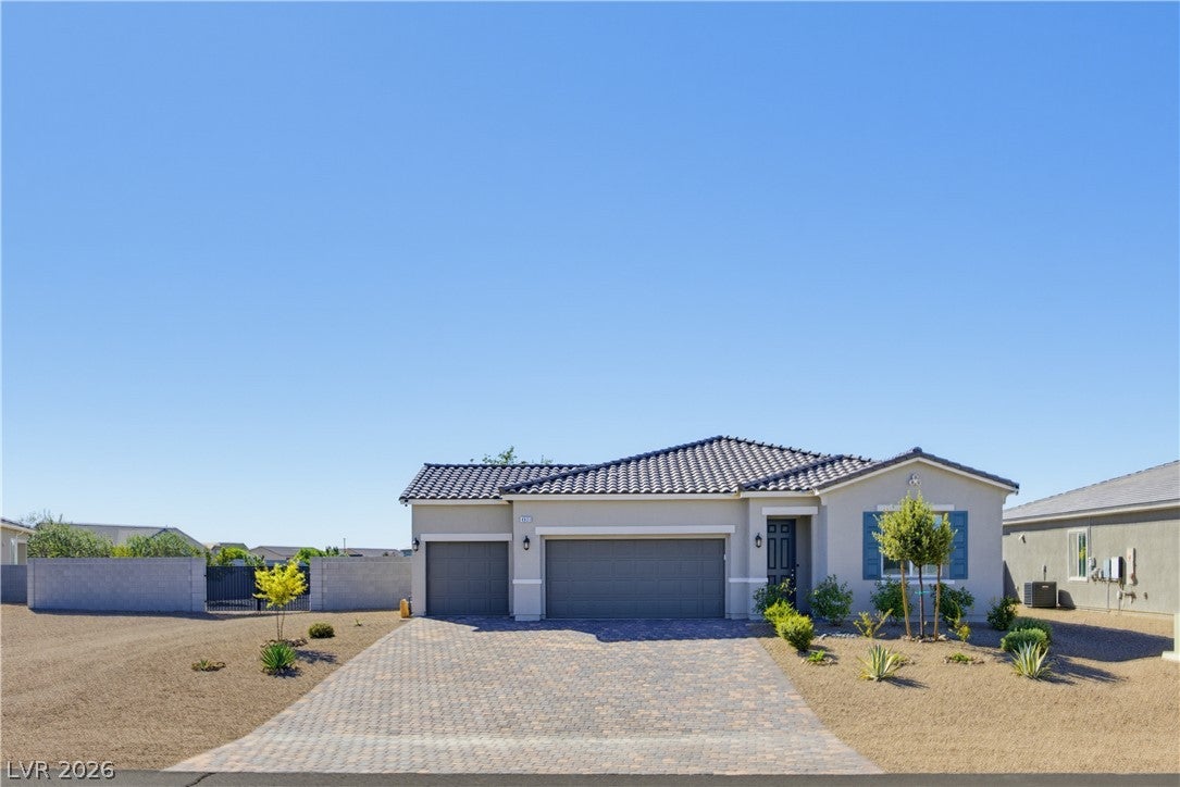 4931 Sandalwood Drive