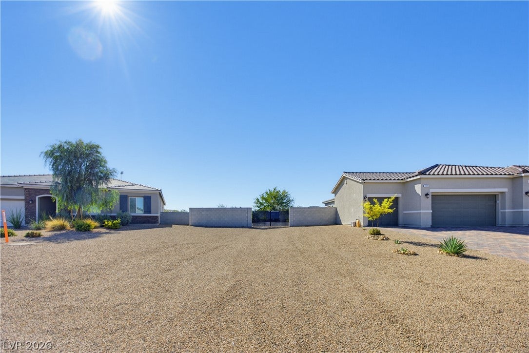 4931 Sandalwood Drive
