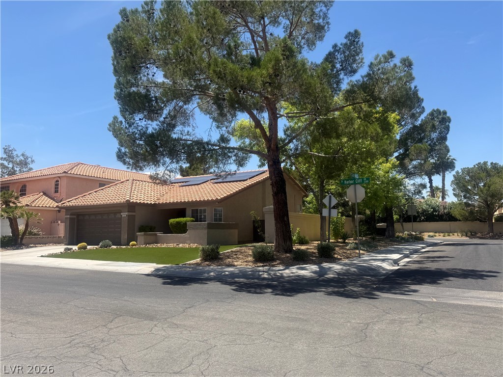 2125 Harbor Cliff Drive