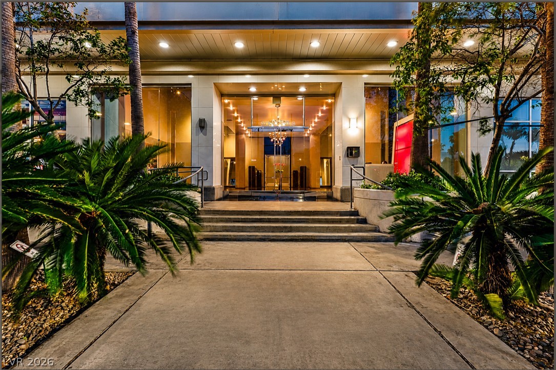 900 Las Vegas Boulevard 814