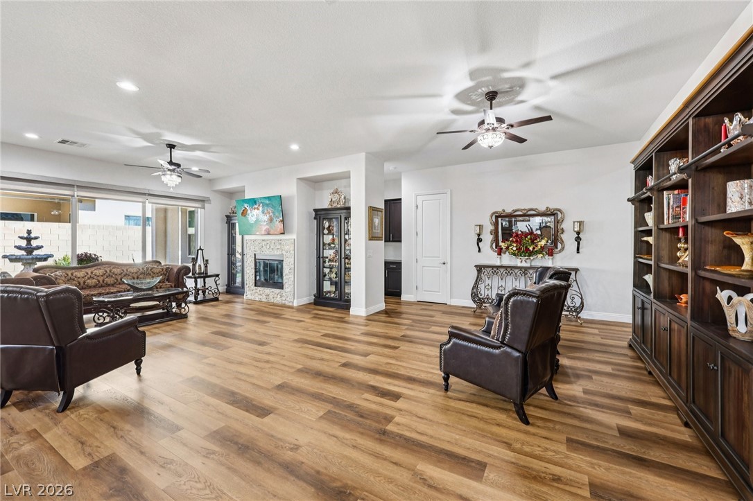 10842 Irving Park Avenue