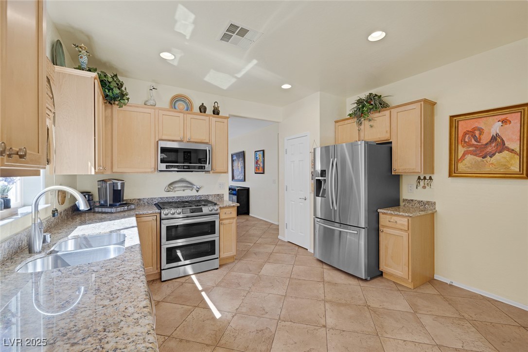 North Las Vegas, Nevada 89084, United States, 3 Bedrooms Bedrooms, ,2 BathroomsBathrooms,Residential,Active,215983