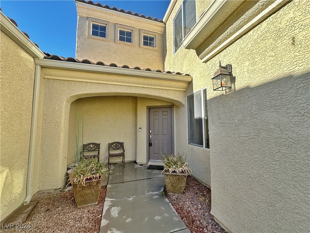 8621 Echo Grande Drive, Las Vegas, Nevada image 3