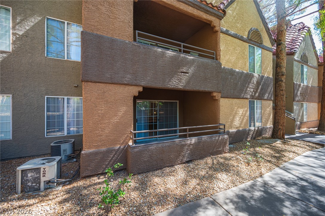 2200 S Fort Apache Road 1168