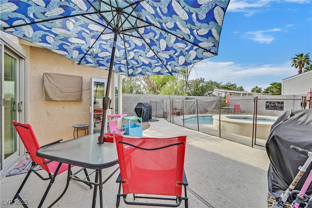 Las Vegas, Nevada 89110, United States, 3 Bedrooms Bedrooms, ,2 BathroomsBathrooms,Residential,Active,109150