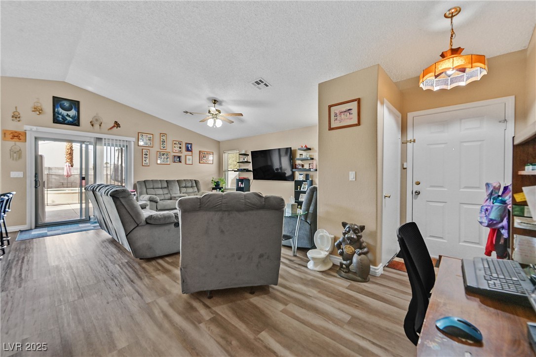 Las Vegas, Nevada 89110, United States, 3 Bedrooms Bedrooms, ,2 BathroomsBathrooms,Residential,Active,109150