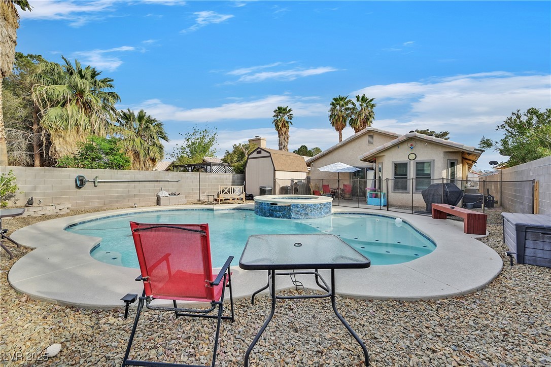 Las Vegas, Nevada 89110, United States, 3 Bedrooms Bedrooms, ,2 BathroomsBathrooms,Residential,Active,109150