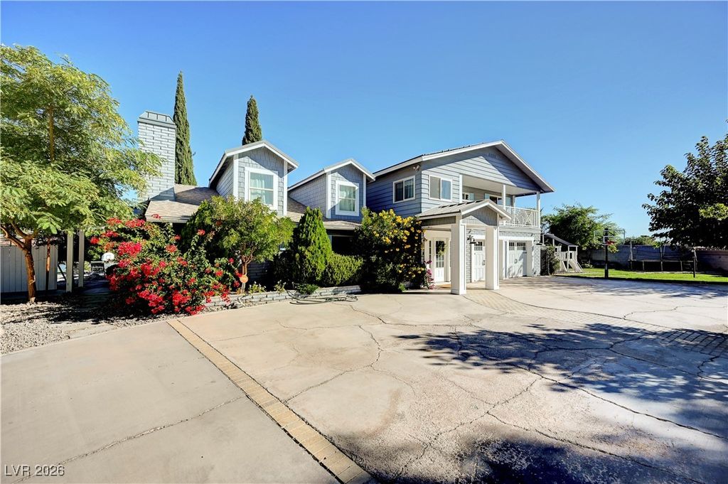 Photo of 5880 W Oquendo Road, Las Vegas, NV 89118 (MLS # 2747192)