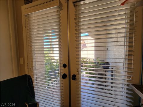 Tiny photo for 3020 Waterside Circle, Las Vegas, NV 89117 (MLS # 2787341)