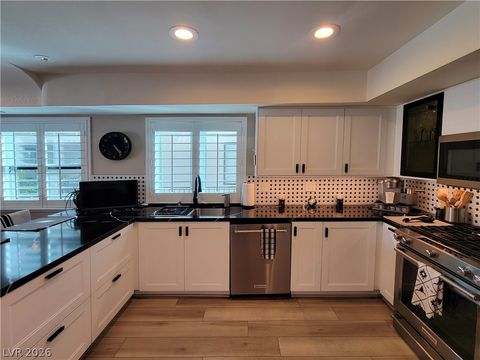 Tiny photo for 3020 Waterside Circle, Las Vegas, NV 89117 (MLS # 2787341)