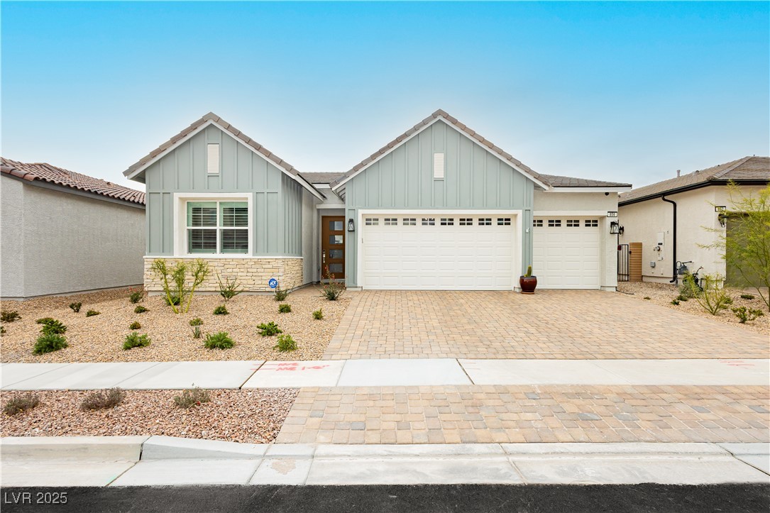856 Watford Place, Henderson, Nevada image 1
