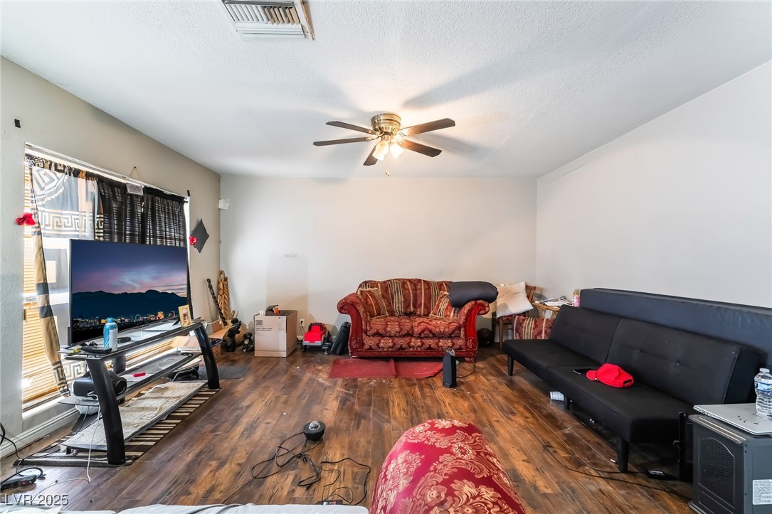 343 Tungsten Street, Henderson, Nevada image 4