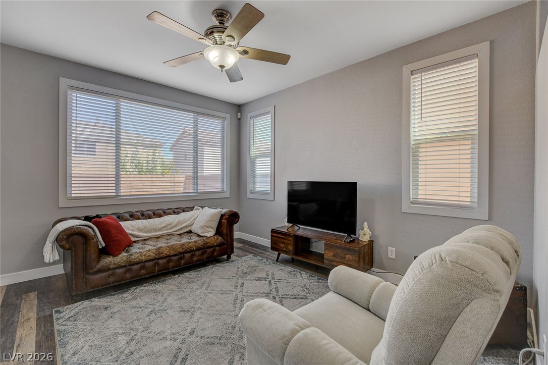10202 Deep Glen Street