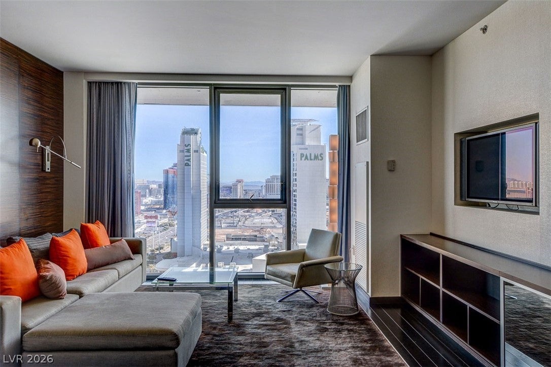 4381 W Flamingo Road 2106