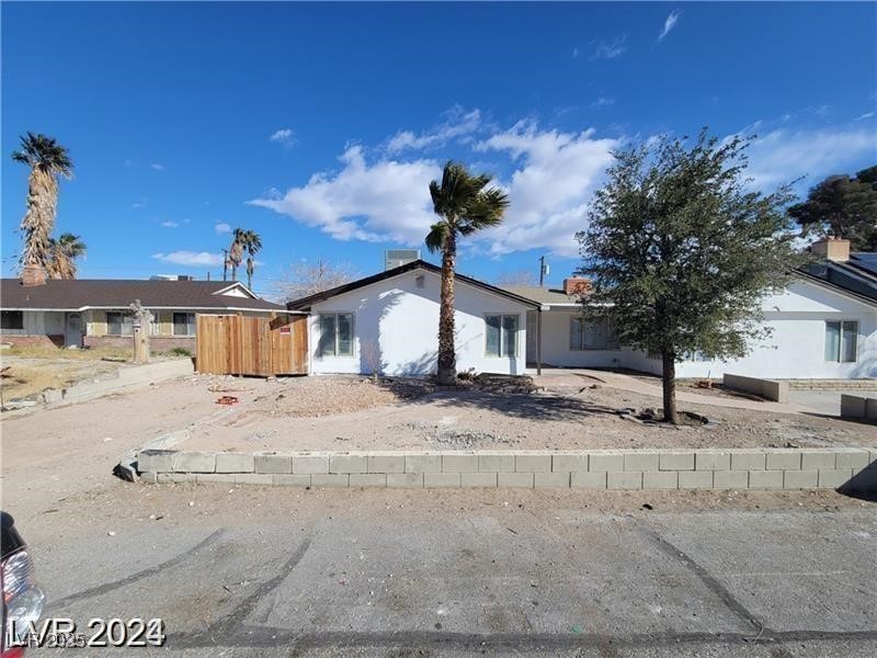 1710 Shadow Mountain Place