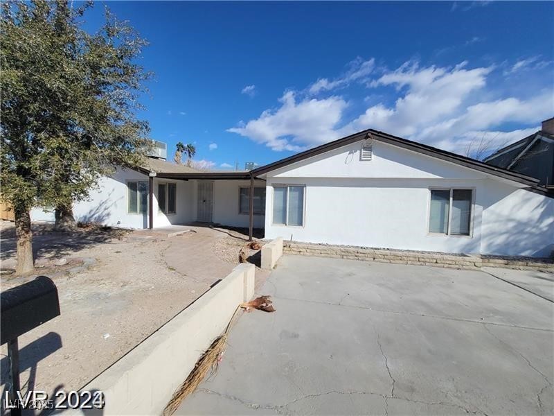 1710 Shadow Mountain Place