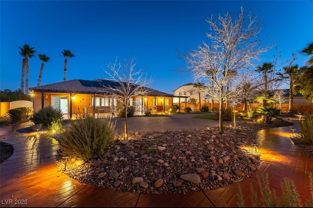 8225 Fulton Ranch Street