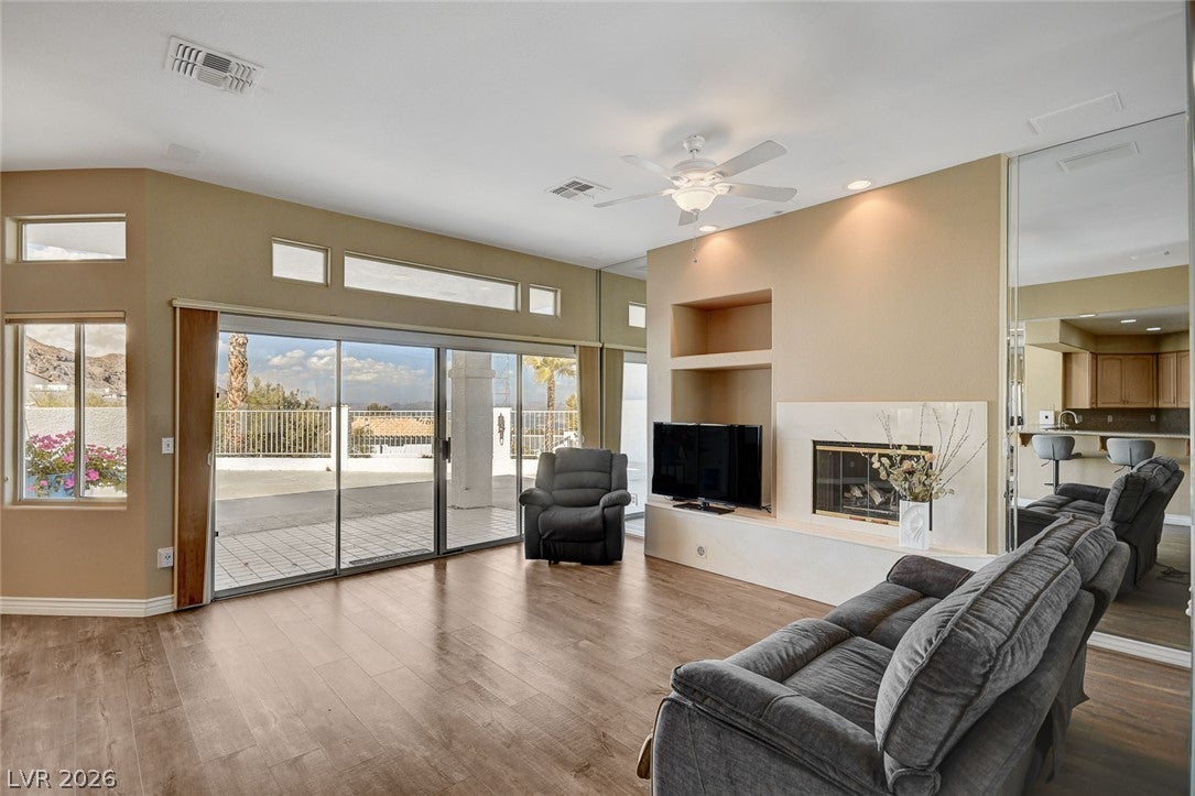312 Venice Lane