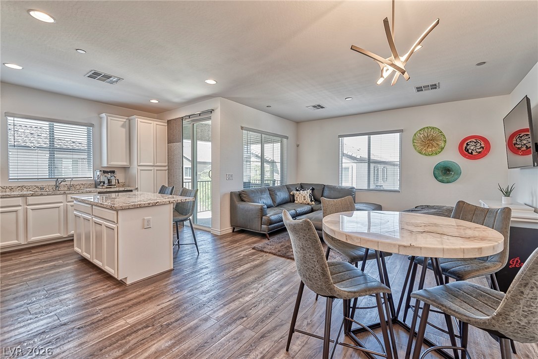 7362 N DECATUR Boulevard 1