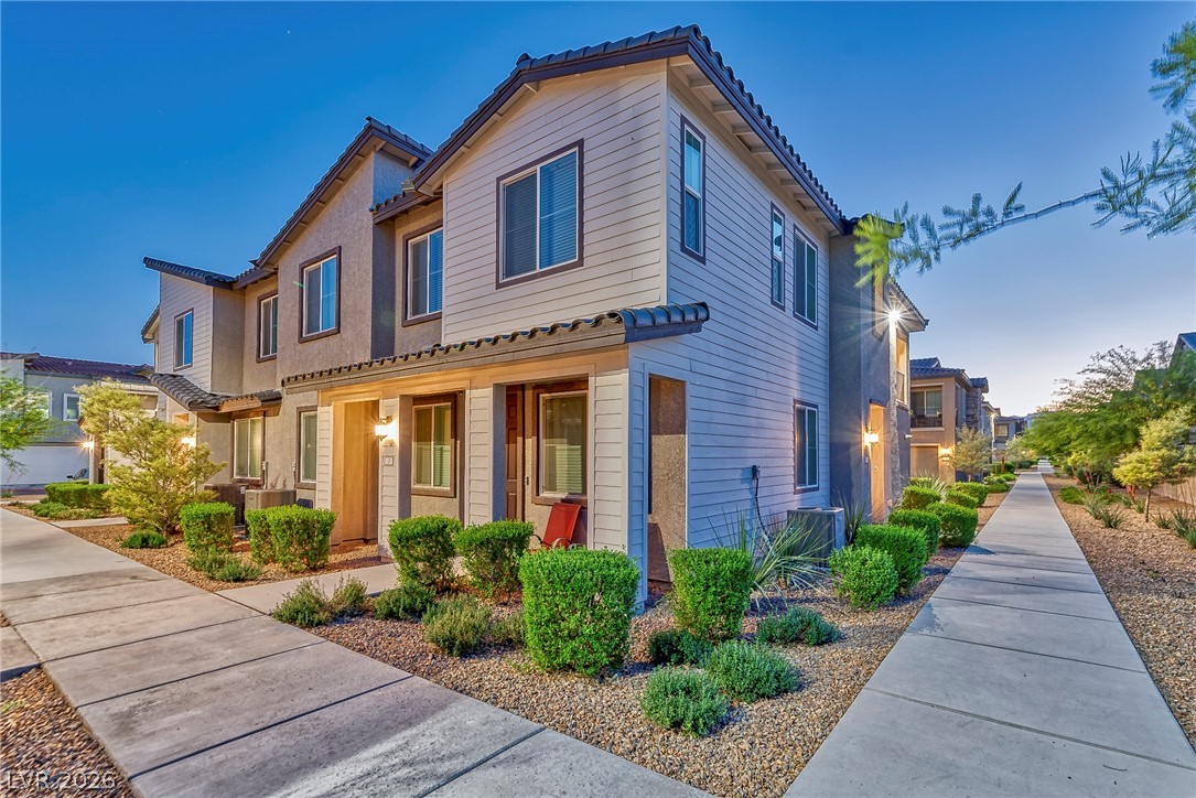 7362 N DECATUR Boulevard 1