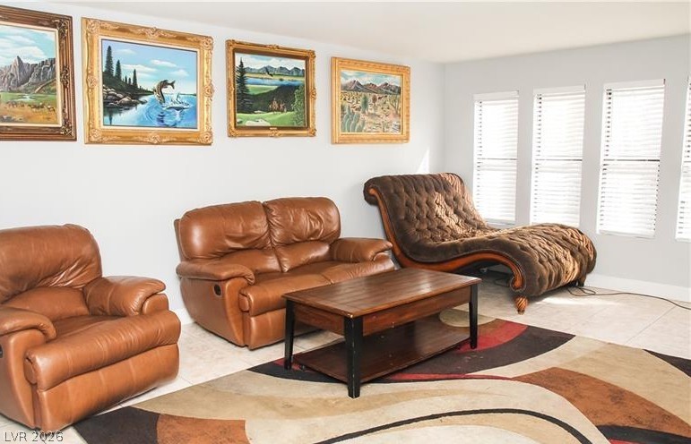 2080 Karen Avenue 21