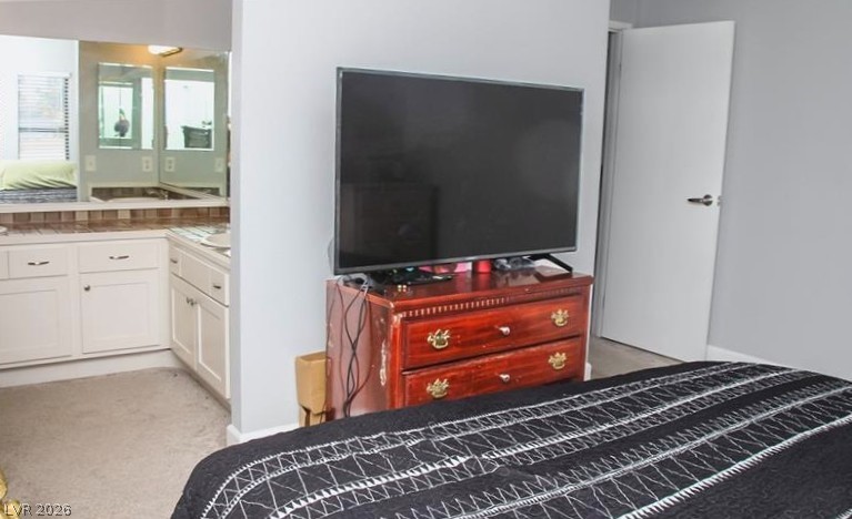 2080 Karen Avenue 21