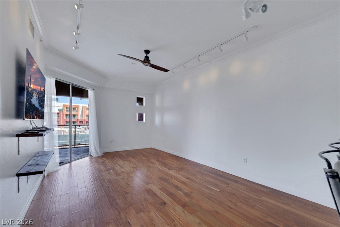 47 E Agate Avenue 204