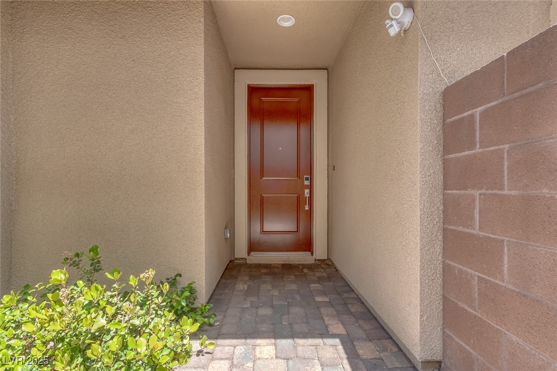 6934 Alexandrite Peak Street