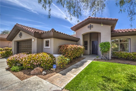 Photo of 11 Braelinn Drive, Henderson, NV 89052 (MLS # 2673831)