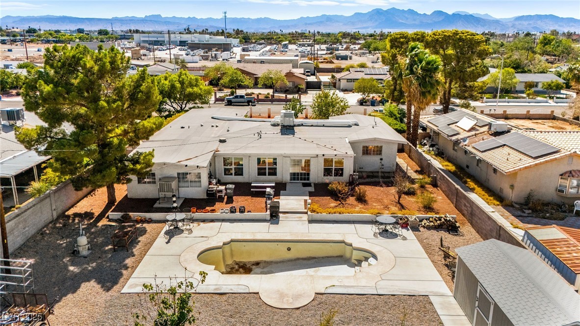 Properties 1 639 Lacy Lane