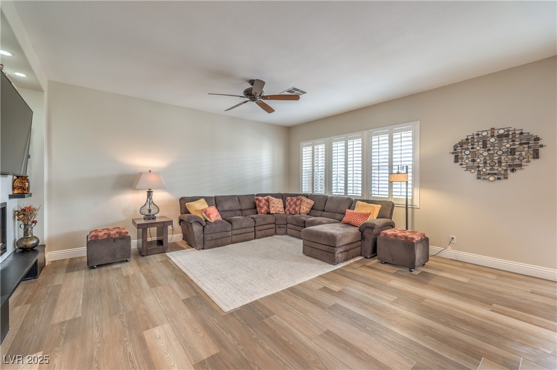 8216 Tursi Lodge Court, Las Vegas, Nevada image 12
