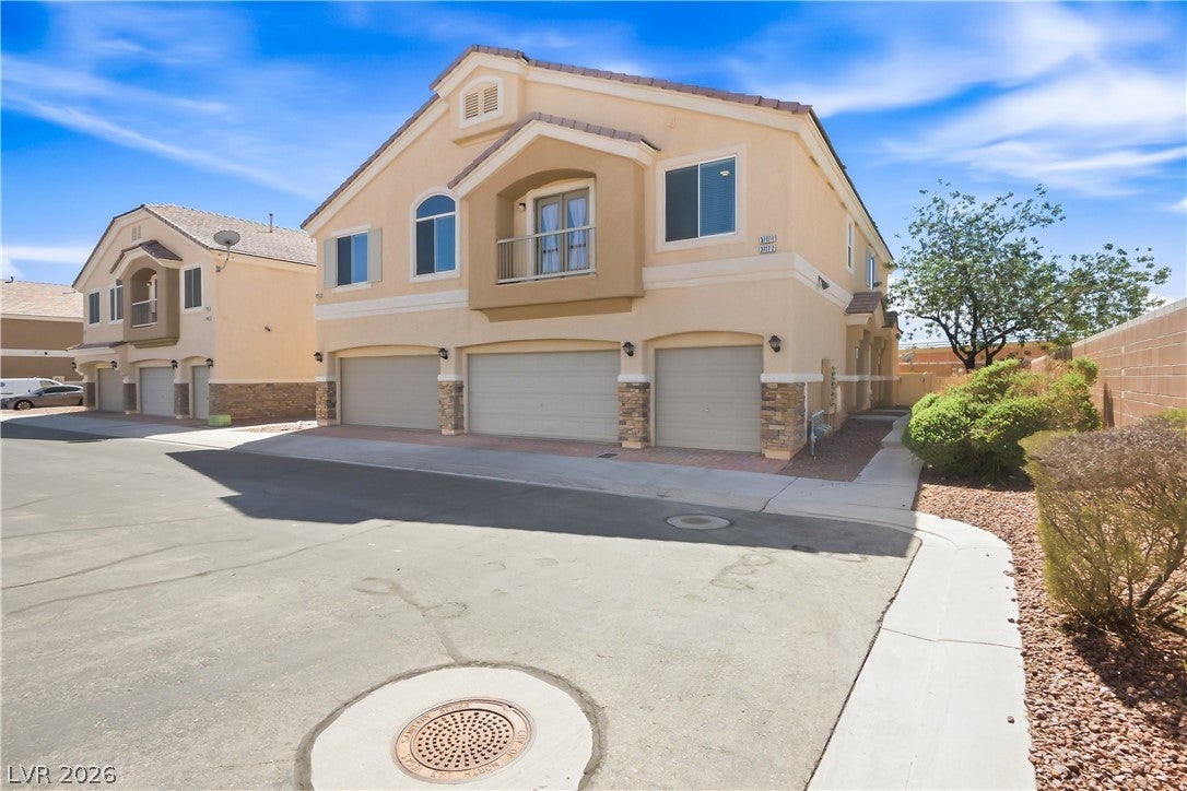 3717 Vanilla Nut Place 1