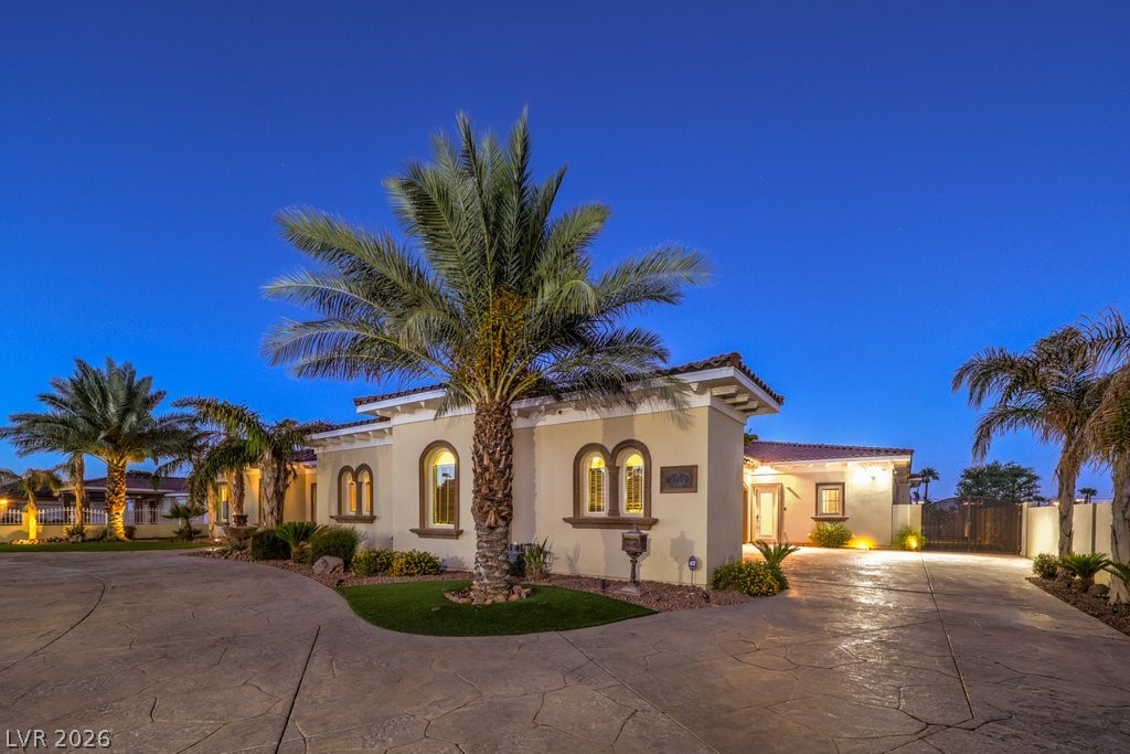 2780 El Camino Road