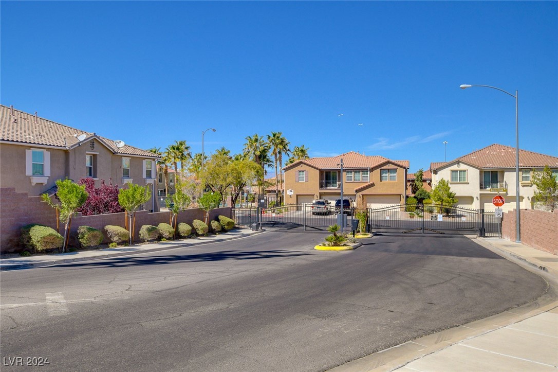 1363 Grass Creek Avenue #1, Henderson, Nevada image 42