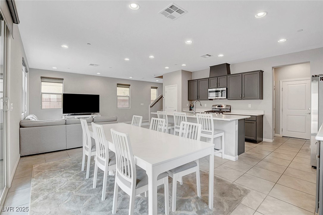 15 Santo Mio Court, Henderson, Nevada image 2