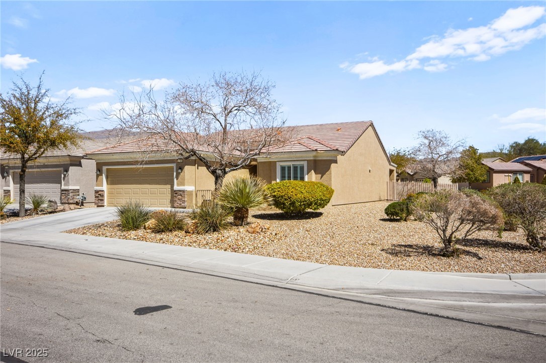 2104 Willow Wren Drive, North Las Vegas, Nevada image 8