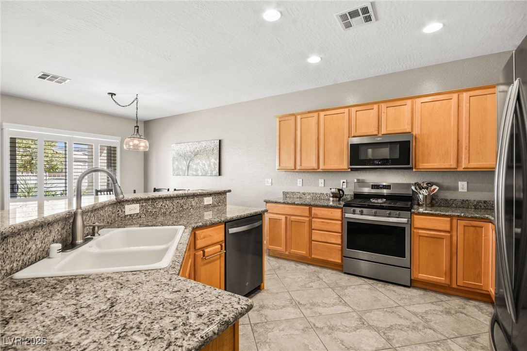 2104 Willow Wren Drive, North Las Vegas, Nevada image 3