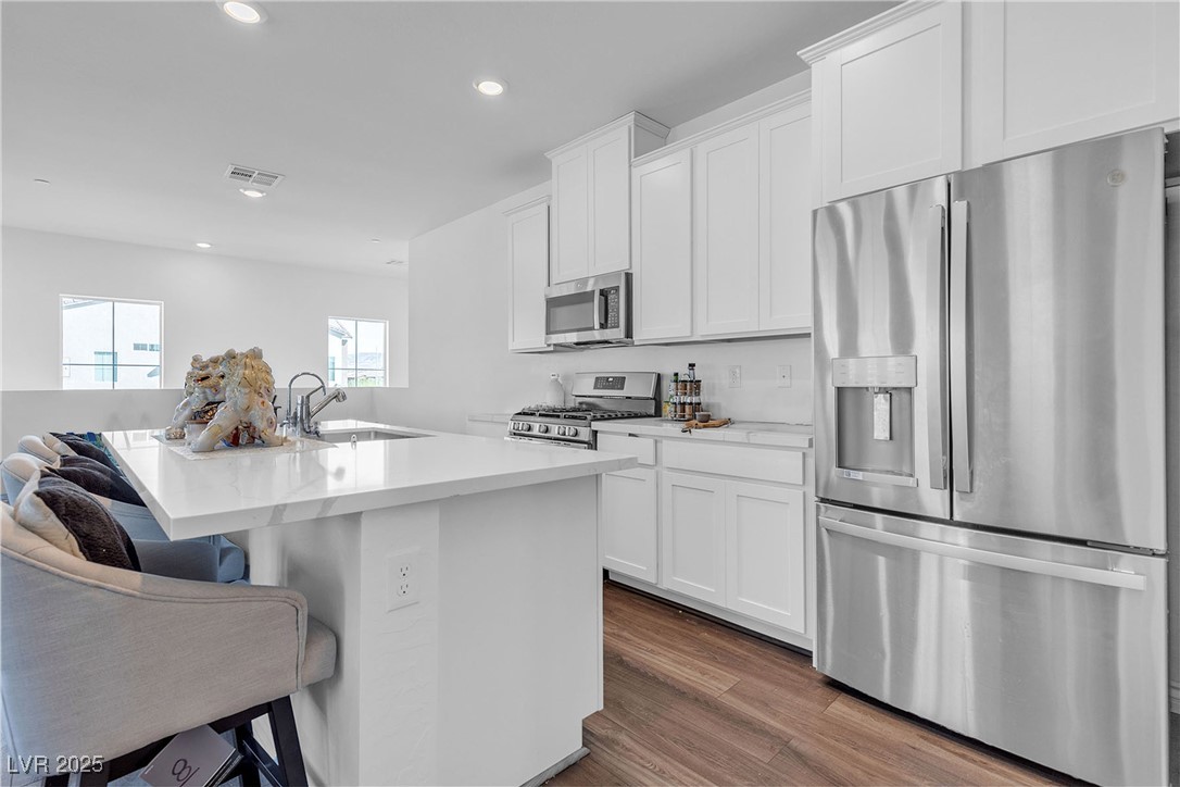 207 Callen Falls Avenue 1725