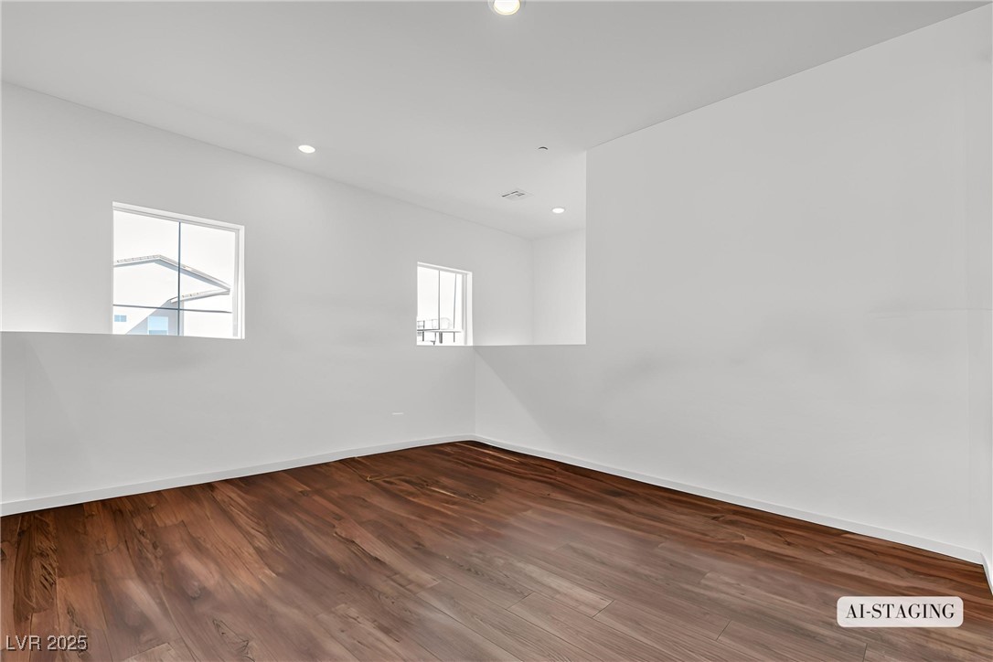 207 Callen Falls Avenue 1725