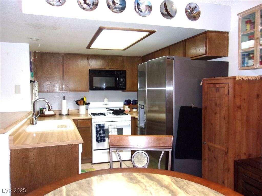 3720 Desert Marina Drive #33, Laughlin, Nevada image 6