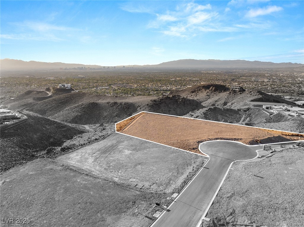 673 Dragon Point Drive