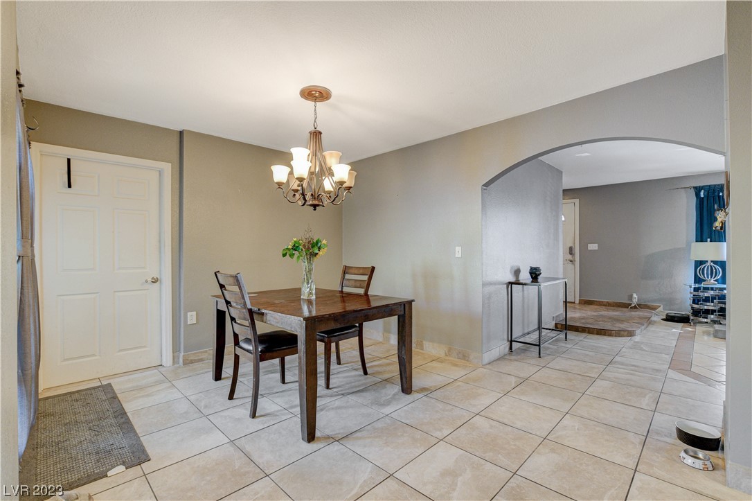 Photo 5 of 41 of 3749 Territory Street townhome