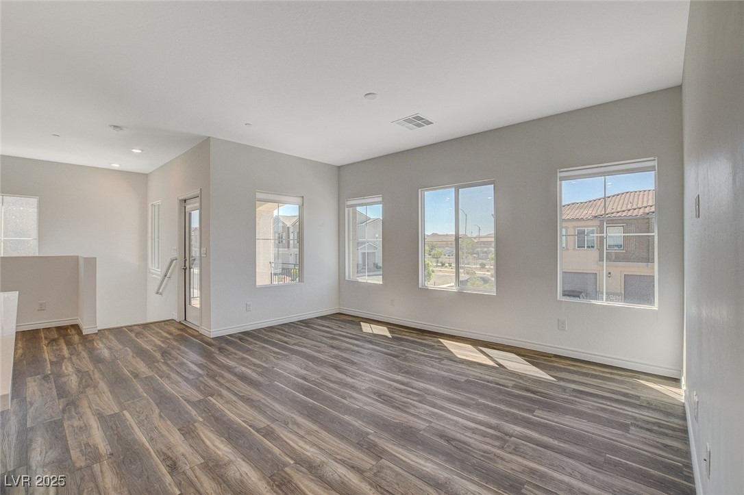 206 Callen Falls Avenue 1526