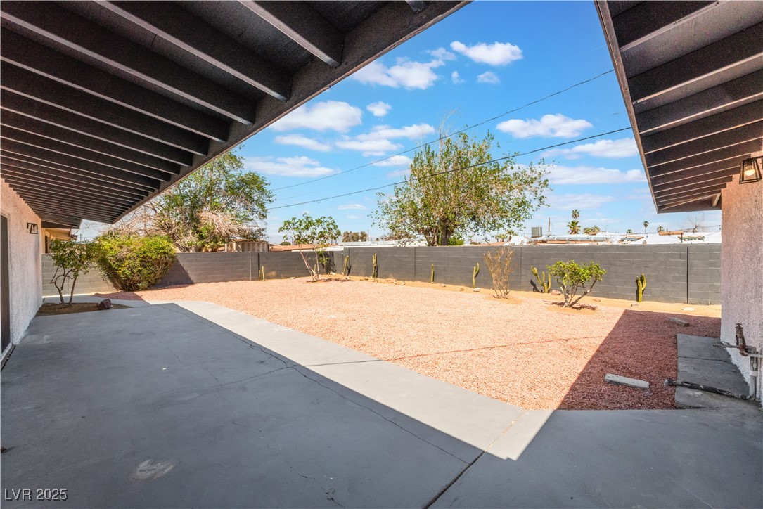 1202 Arrowhead Avenue, Las Vegas, Nevada image 35