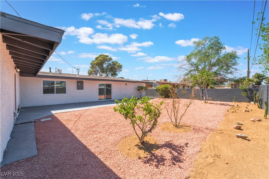 1202 Arrowhead Avenue, Las Vegas, Nevada image 38