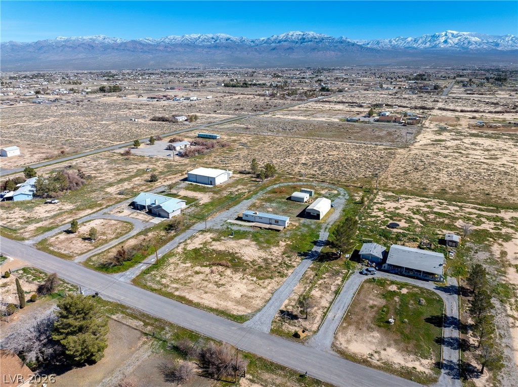 2631 N Murphy Street