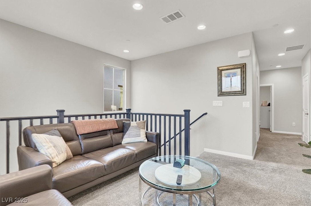 Henderson, Nevada 89015, United States, 4 Bedrooms Bedrooms, ,3 BathroomsBathrooms,Residential,Active,201194