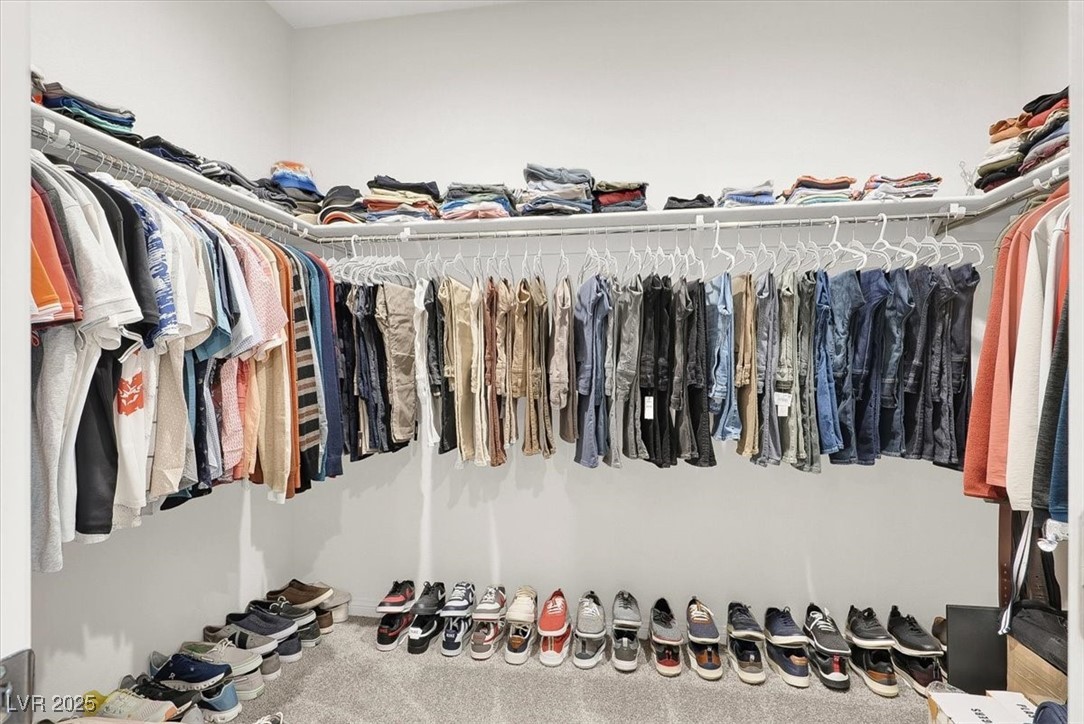 Henderson, Nevada 89015, United States, 4 Bedrooms Bedrooms, ,3 BathroomsBathrooms,Residential,Active,201194